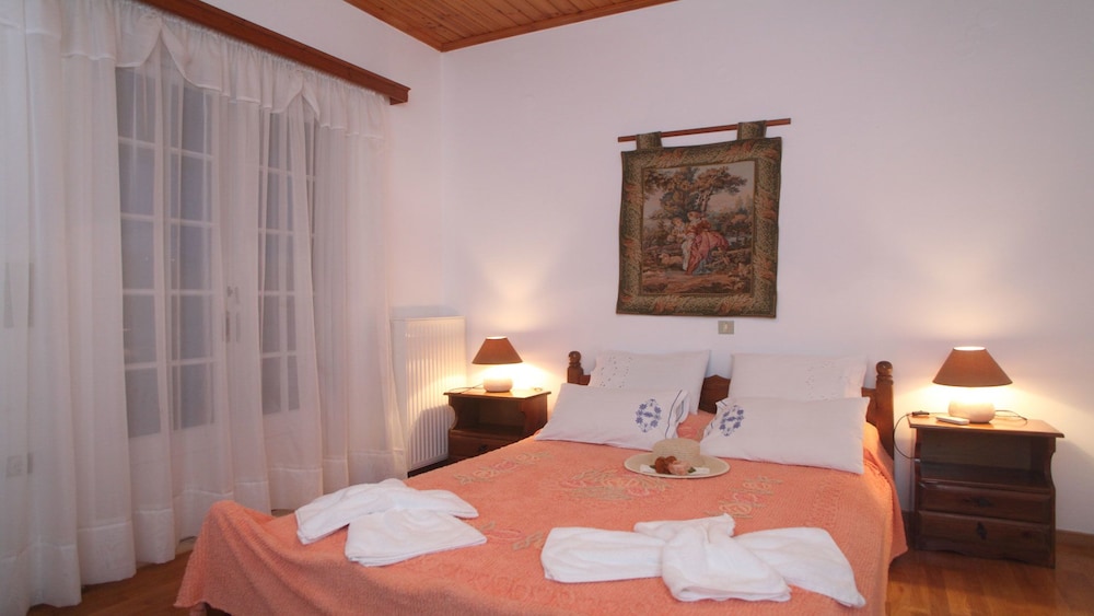 Deluxe Apartment, 2 Bedrooms photo 3