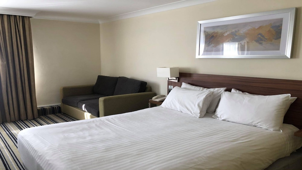 Premium Room, 1 Double Bed with Sofa bed - Photo 1