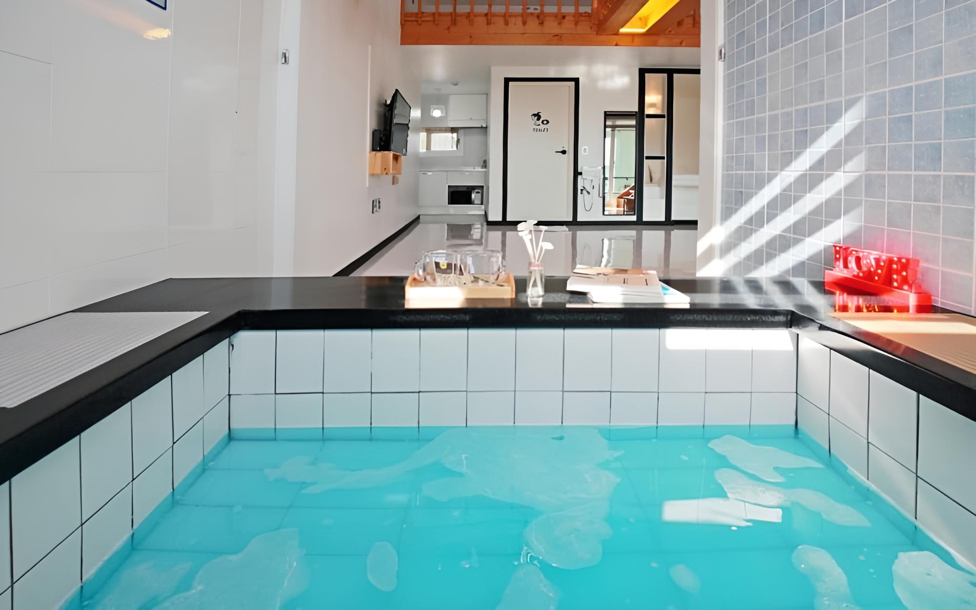 Room (Alice7 (Duplex Footbath)) - Photo 10