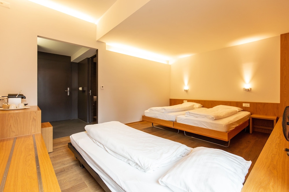 Private triple room photo 1