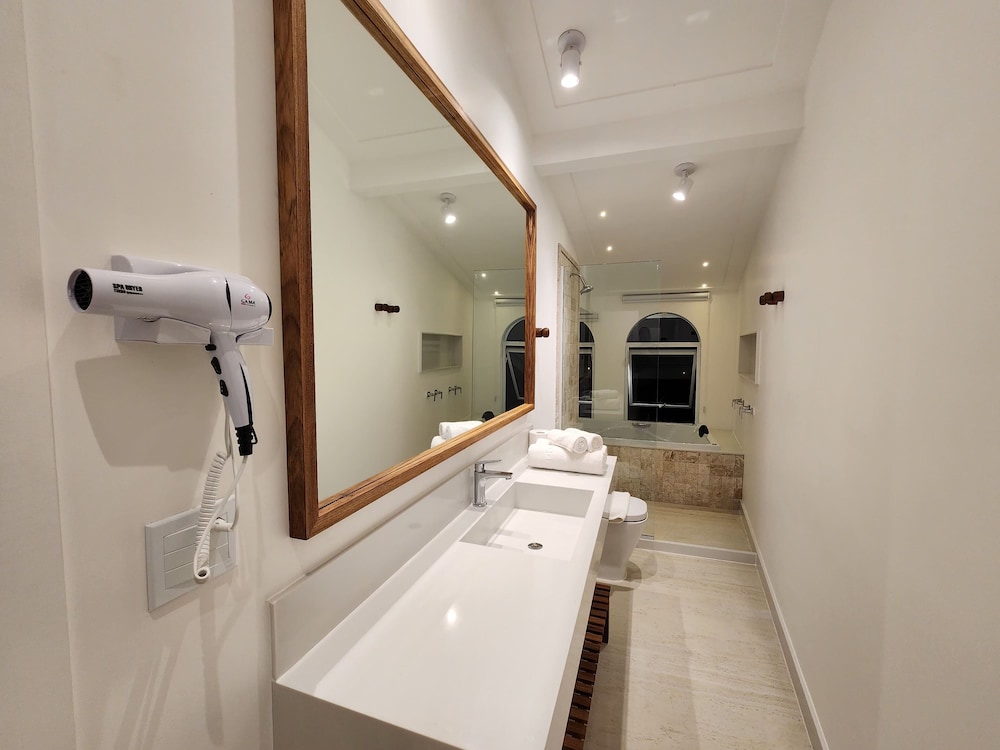 Luxury Room, Sea View - Photo 7
