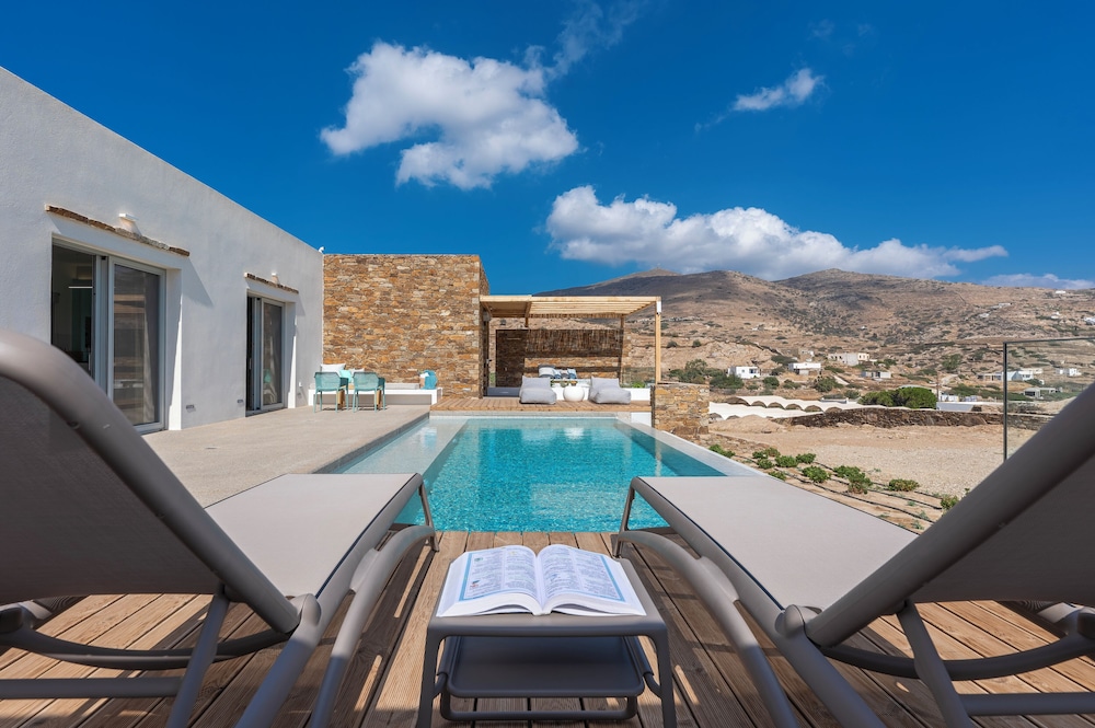 Premium Villa, 2 Bedrooms, Private Pool photo 2