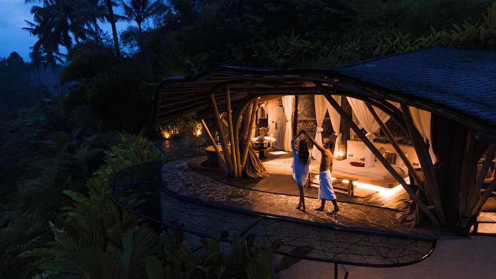 Santai Bamboo house photo 2