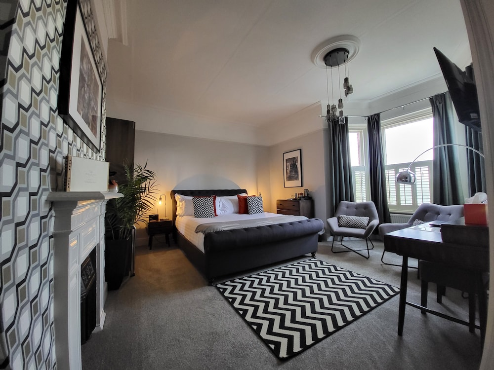 Double Room (The Nottingham) photo 2