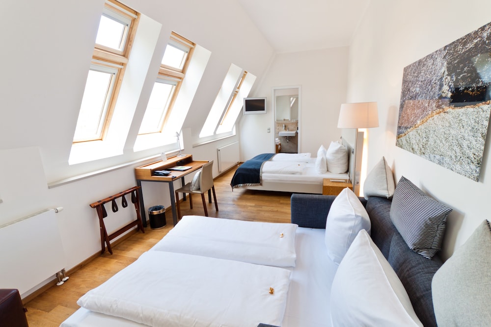 Deluxe Double Room - Photo 3