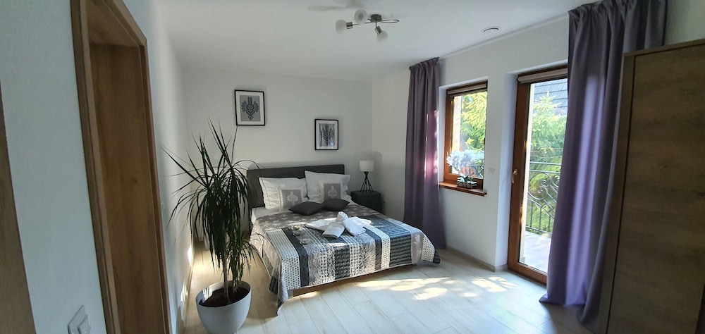 Apartment, 1 Queen Bed with Sofa bed, Mountain View (B) photo 1