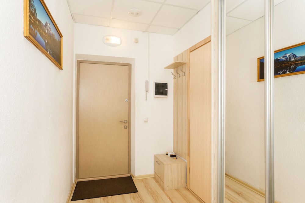 Apartment on Stepana Razina, 2-83 photo 3
