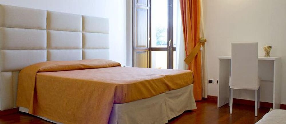 Double Room, Balcony