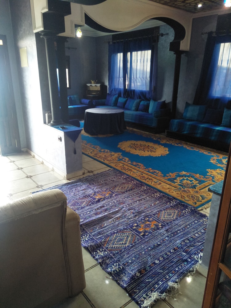 Traditional Room photo 2