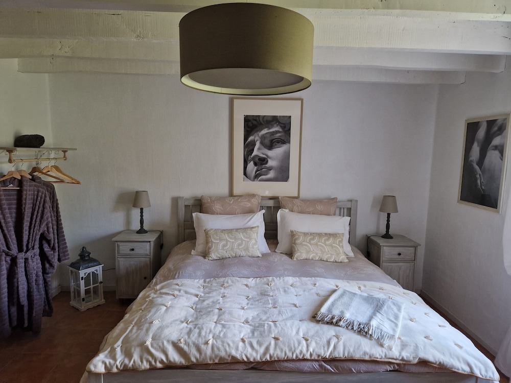 Double Room, Private Bathroom, Garden View photo 1