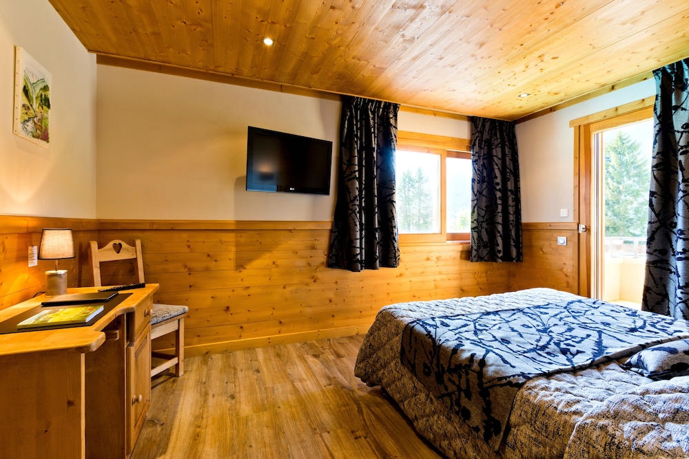 Double or Twin Room photo 3