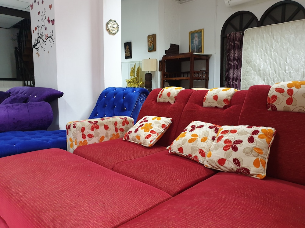Basic Room, 2 Twin Beds, Non Smoking, Ground Floor photo 3