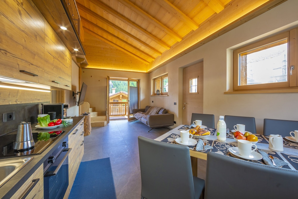 Family Apartment, Multiple Beds (Casa Michele)