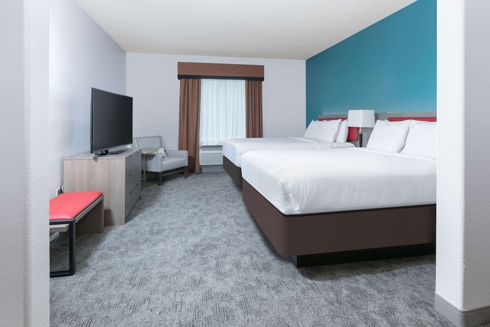 Suite, Multiple Beds, Accessible, Non Smoking - Photo 6