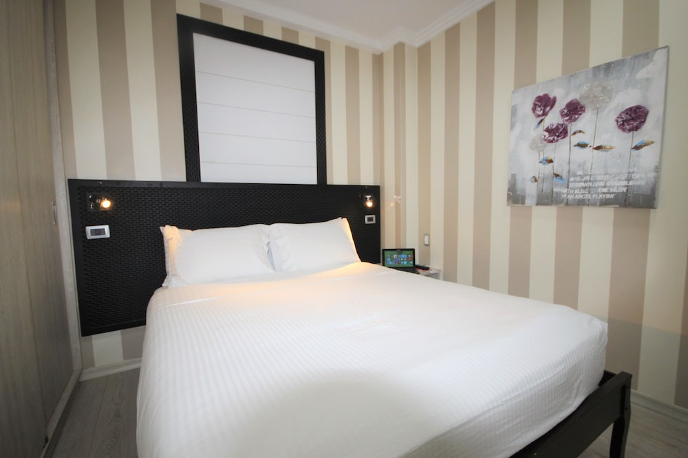 Executive Room photo 3