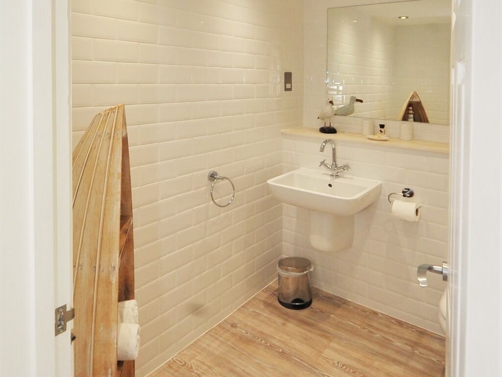 Superior Suite, Ensuite photo 3
