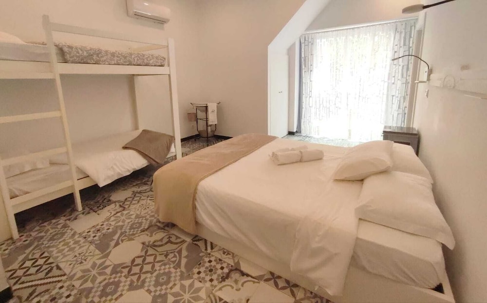 Classic Apartment, 1 Bedroom photo 1