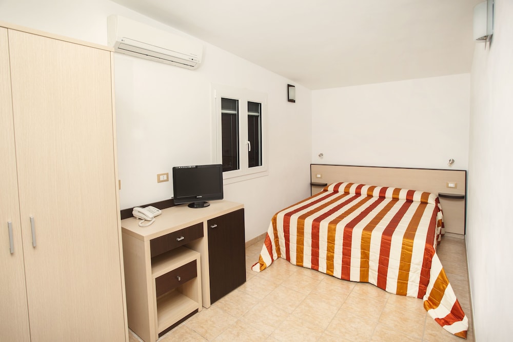 Standard Double Room, Patio
