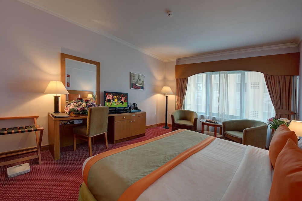 Standard Double Room, 1 Queen Bed, Bathtub photo 3