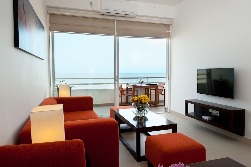 Luxury Apartment, 1 Bedroom, Sea View, Beachfront