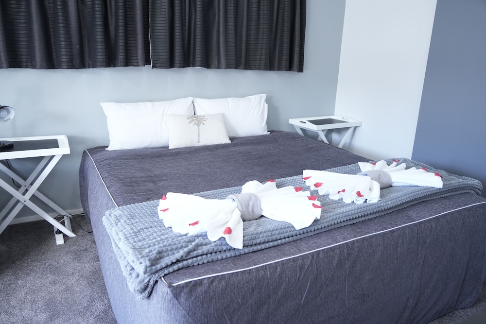 Studio, 1 King Bed, Non Smoking photo 2