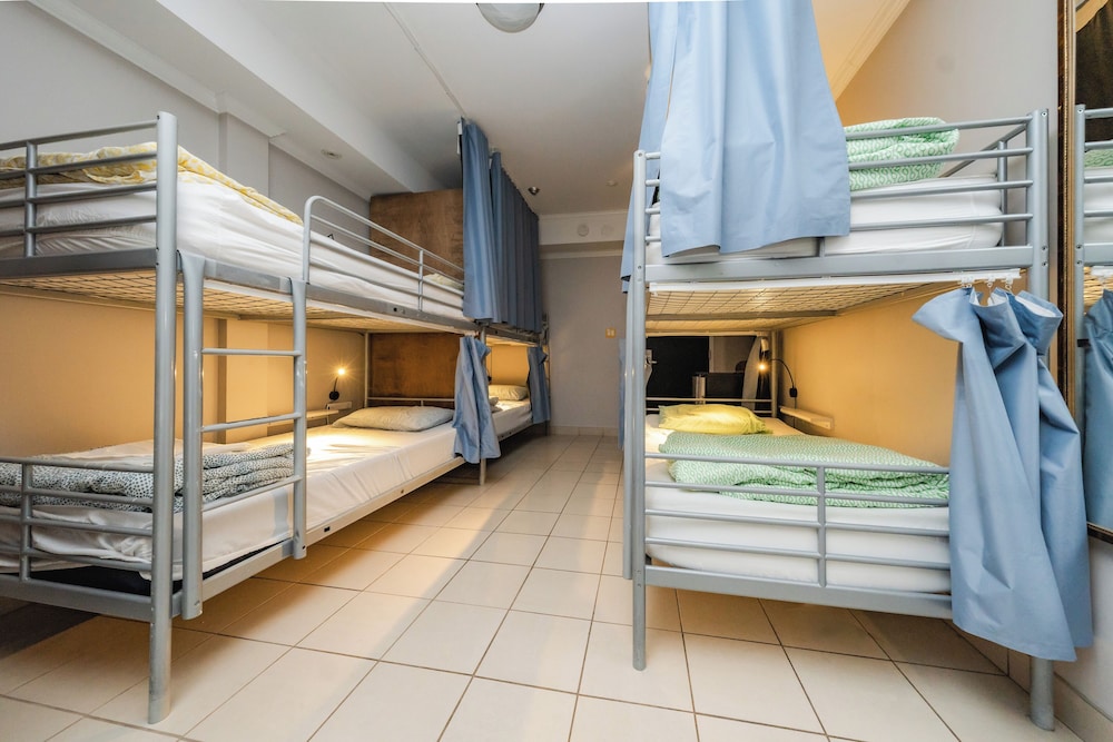 Private 8-Bed Dorm