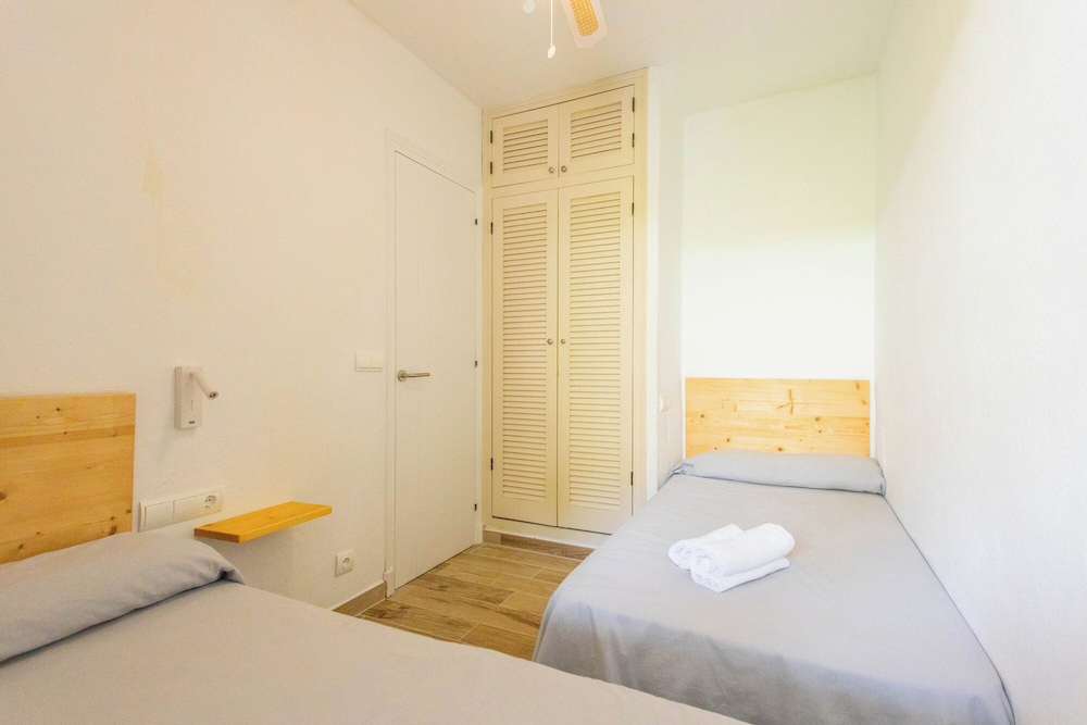 Deluxe Apartment, 2 Bedrooms, Garden View photo 3