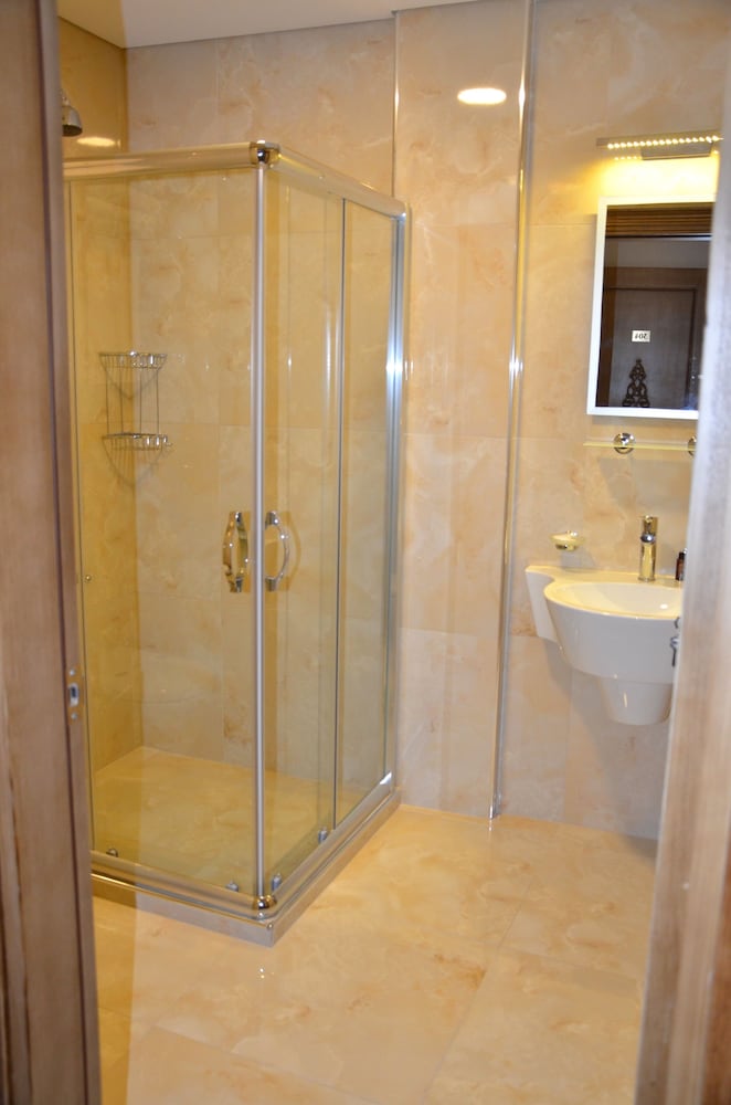 Family Room, 1 Bedroom, City View photo 3