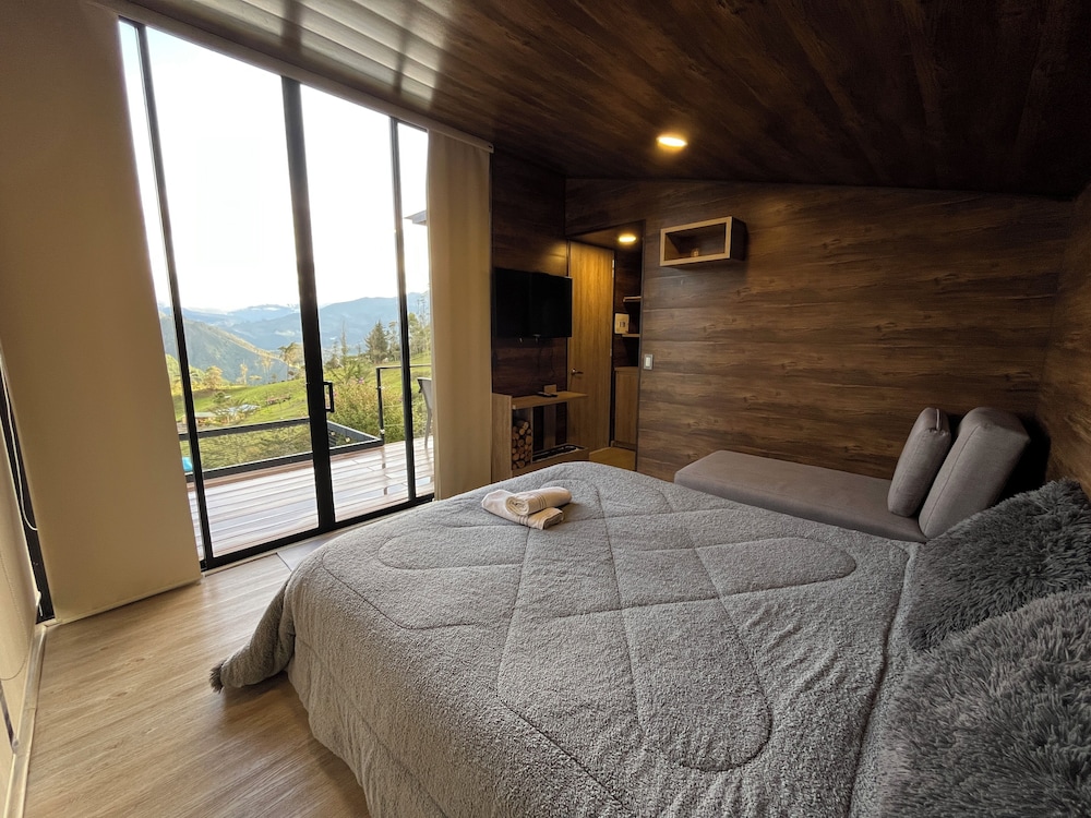 Deluxe Cabin photo 3