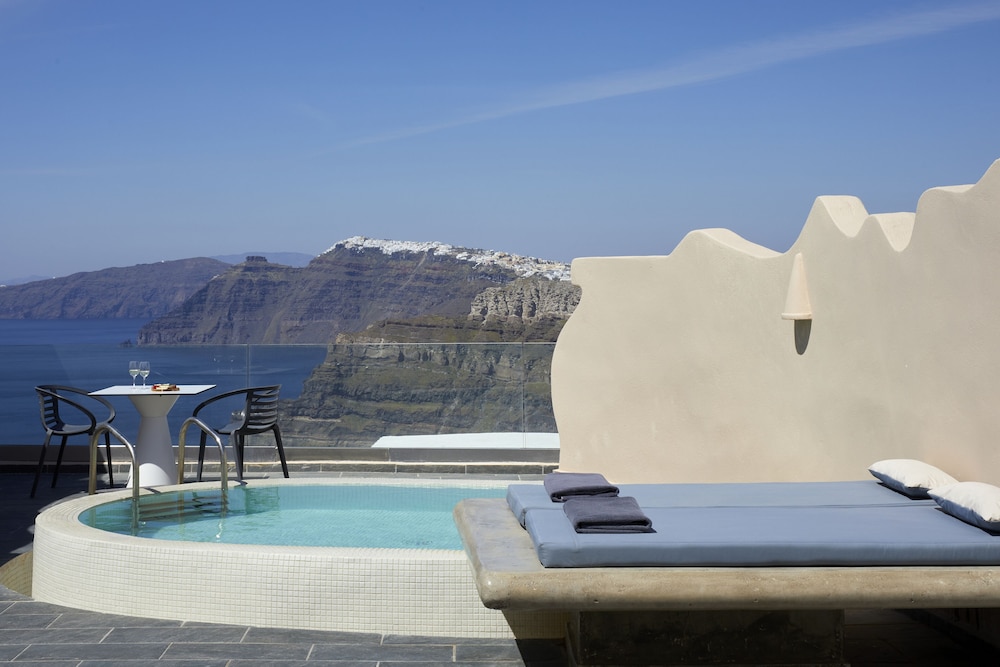Presidential Suite outdoor private pool, Caldera View, photo 6