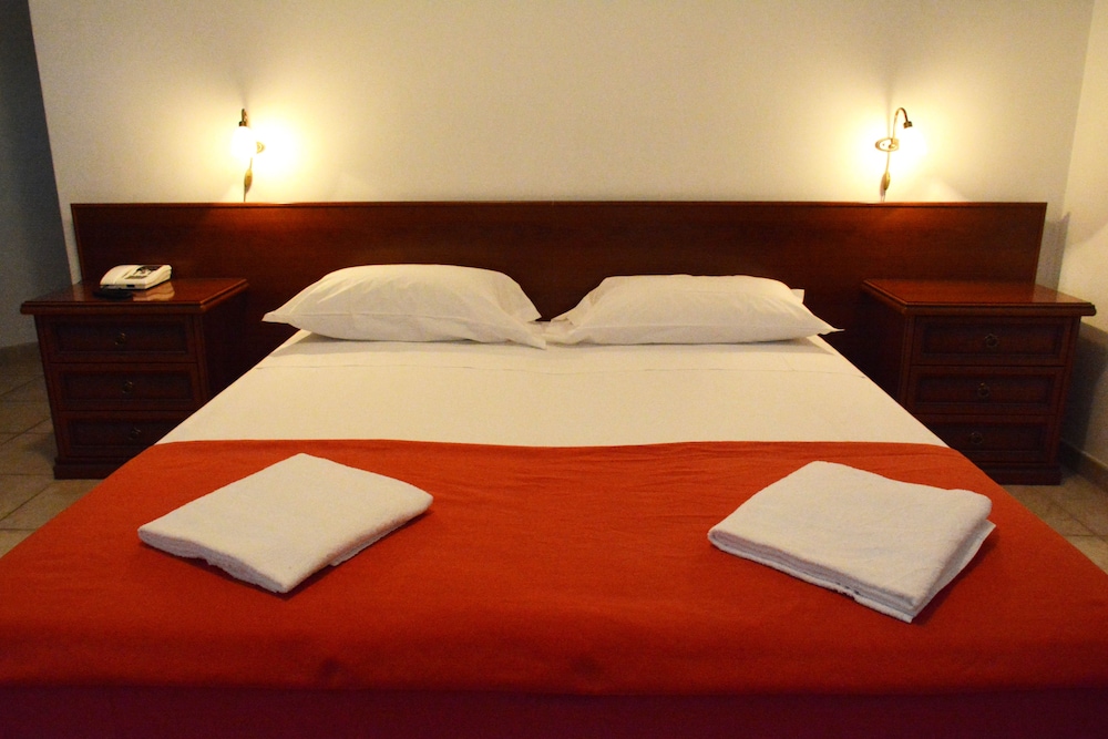 Superior Quadruple Room photo 2