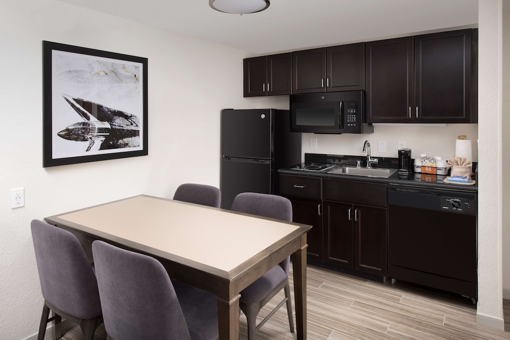 Suite, 1 King Bed, Balcony