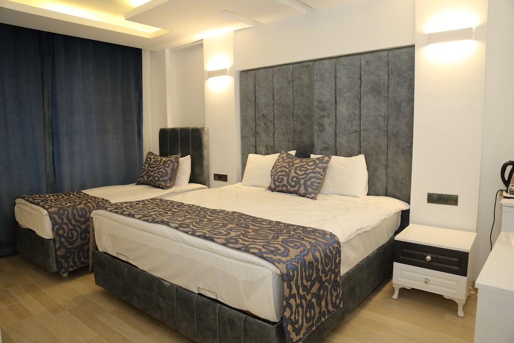 Standard Double Bed and Twin Bed Room photo 1
