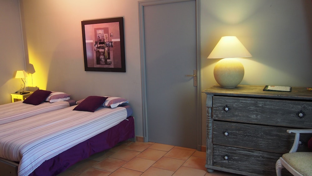Premium Double or Twin Room photo 2