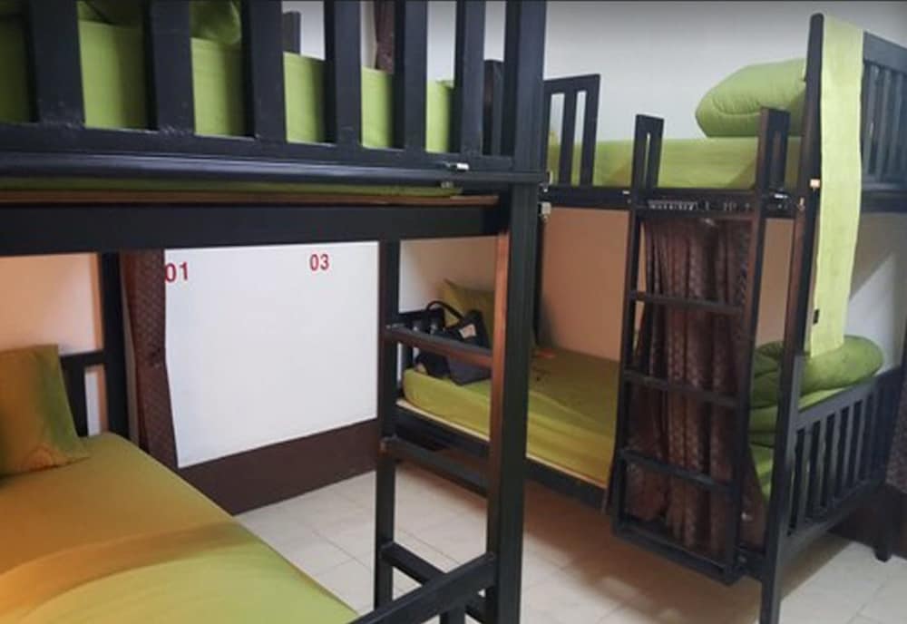 4 Beds Female Dormitory (C Zone) photo 3