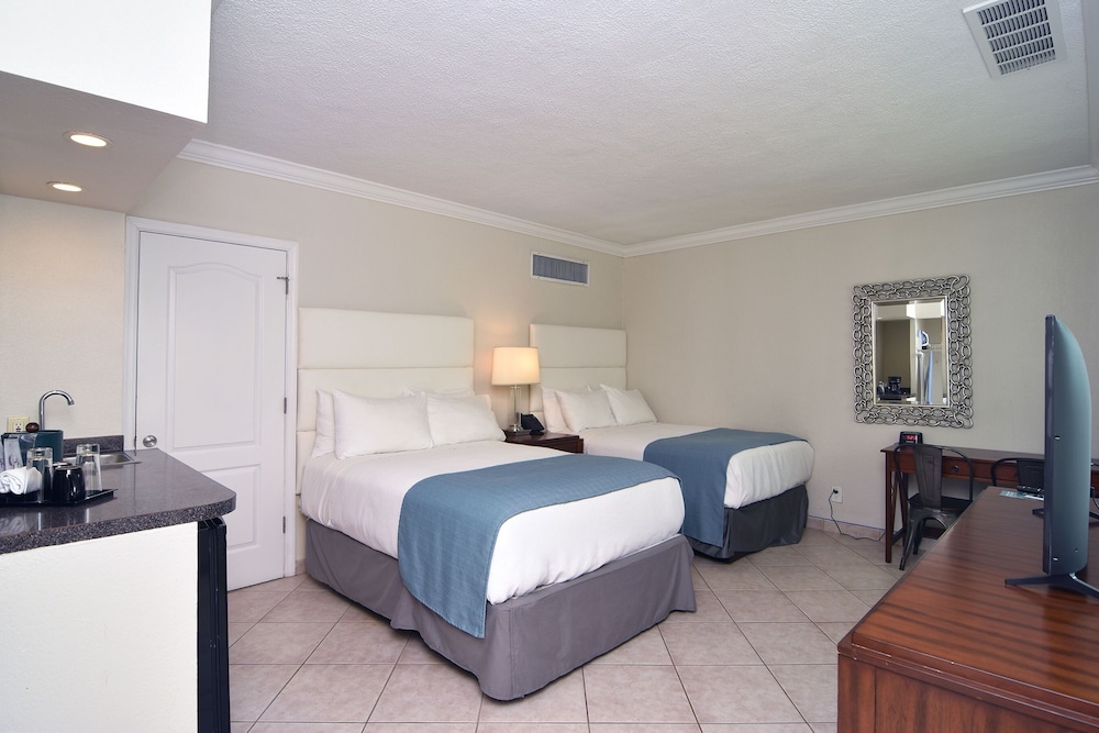 Economy Room, 2 Double Beds