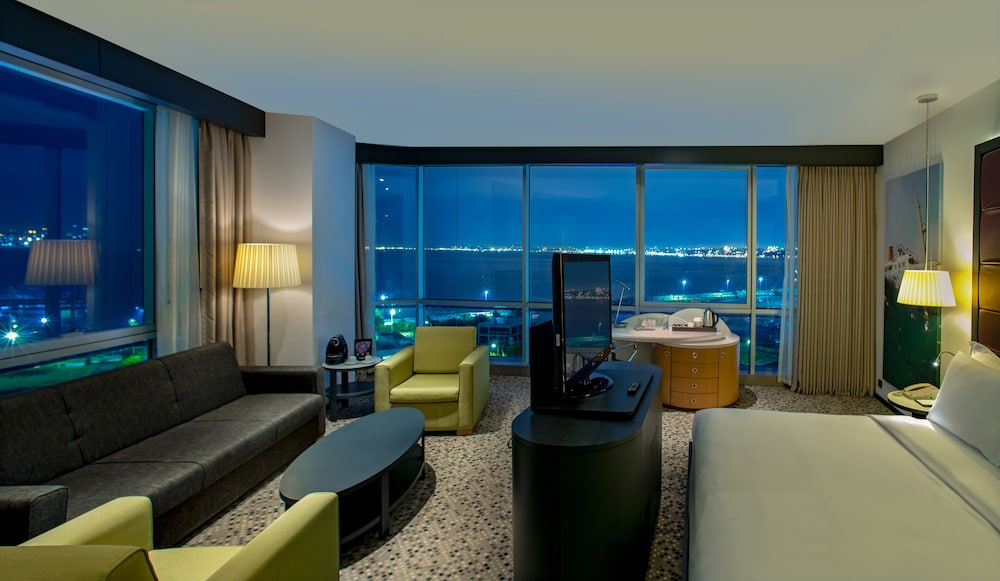 Junior Suite, 1 King Bed, Sea View