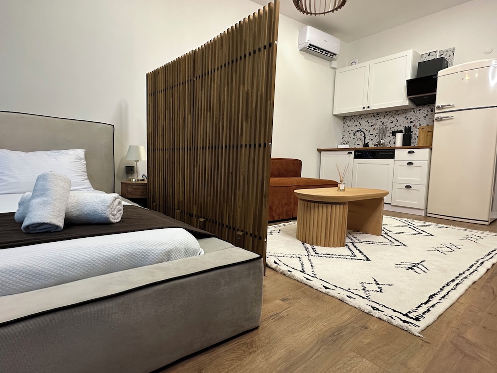 City Apartment photo 1