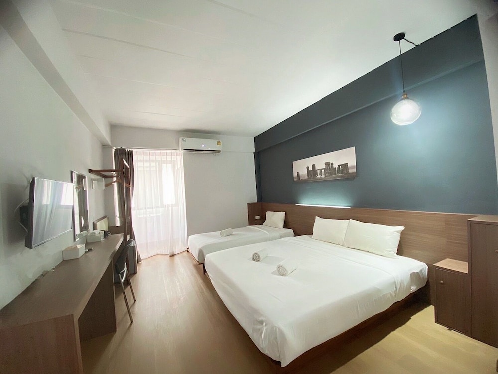 Deluxe Triple Room