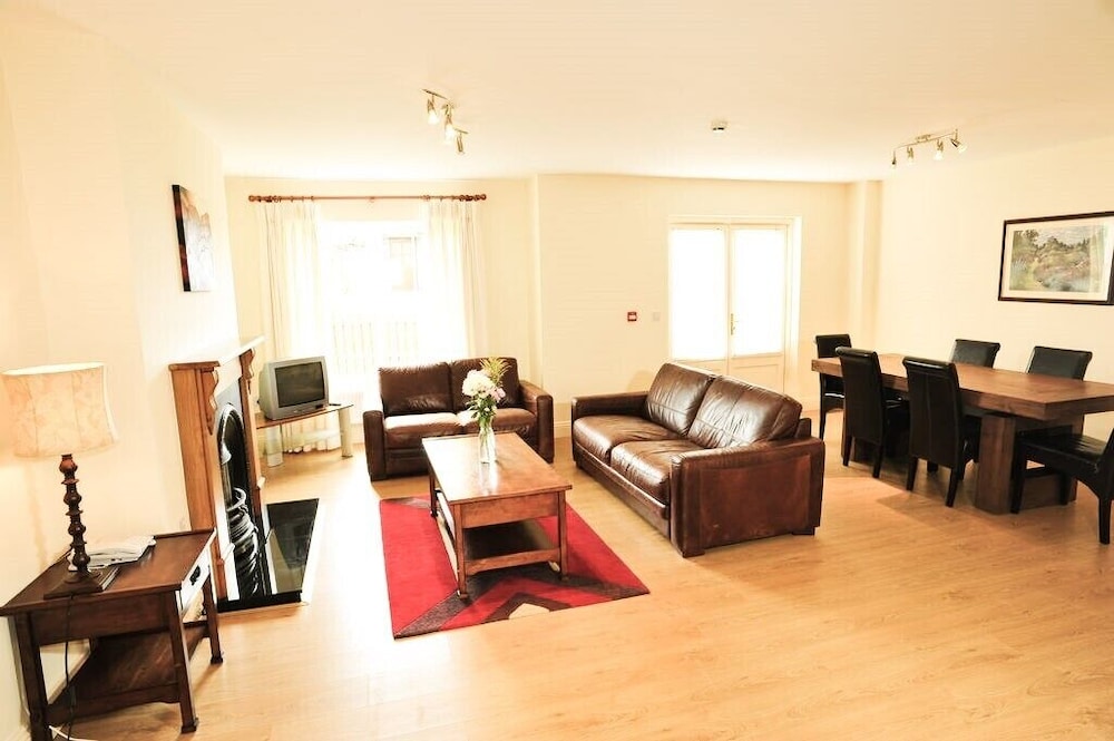 Apartment, 3 Bedrooms photo 3