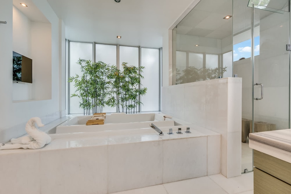Modern Waterfront Mansion in the Heart of Las Olas Minutes From the Beach, Bilde 36