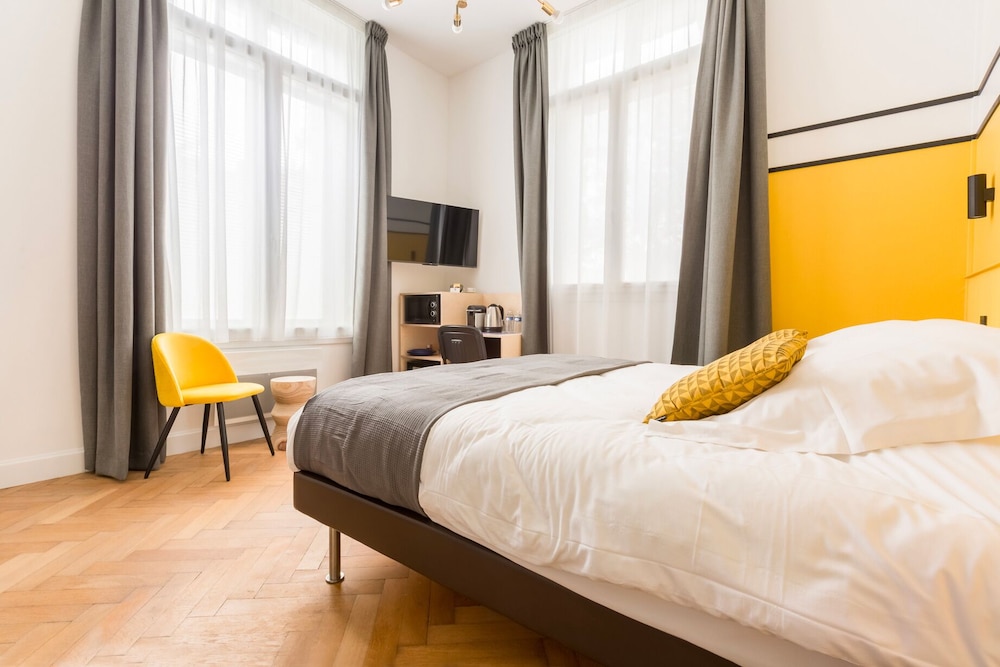 Premium Double Room, Ensuite - Photo 21