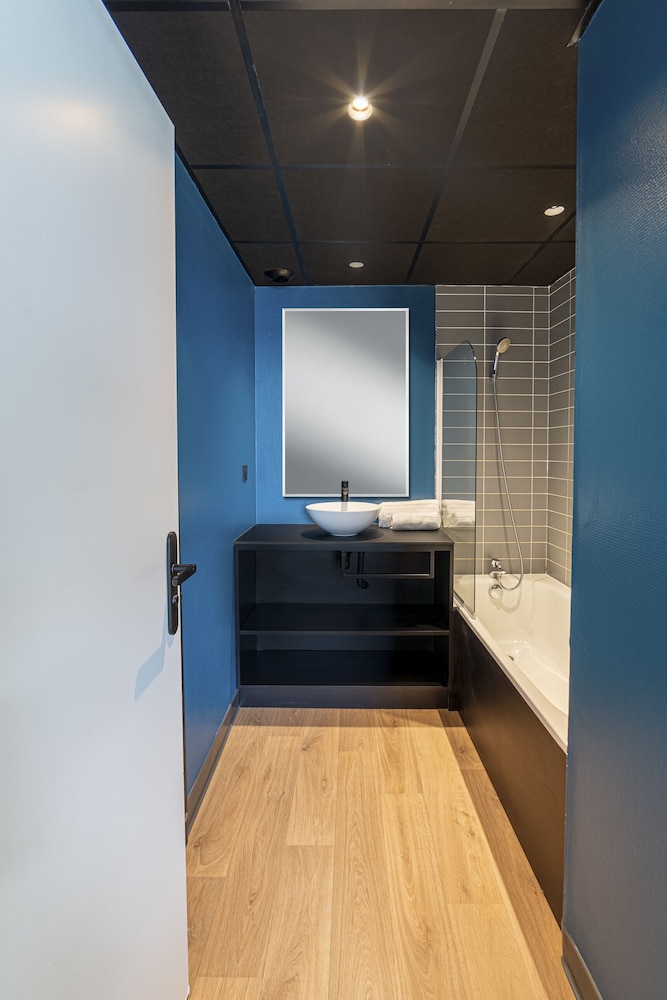 Standard Apartment - Photo 2