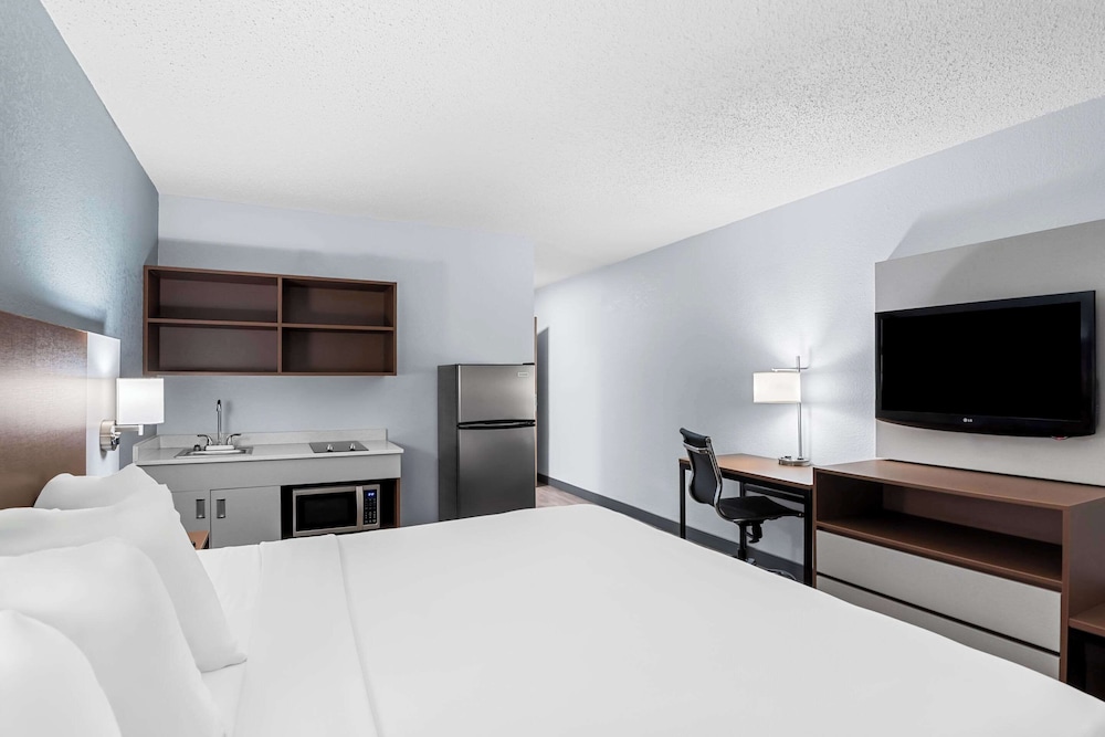 Room, 1 King Bed, Accessible, Non Smoking - Photo 2