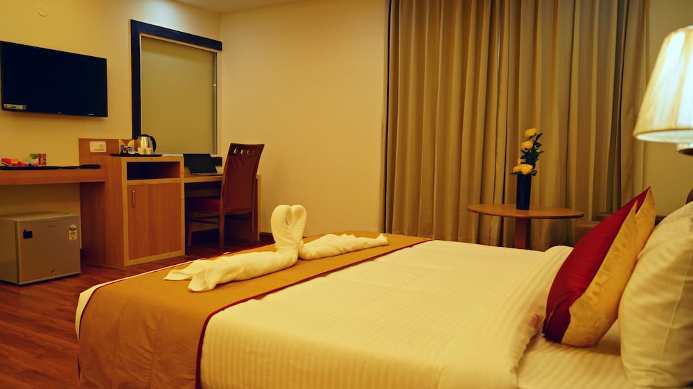 Deluxe Room - Photo 20