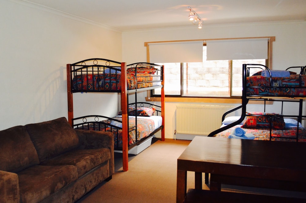 Studio Suite (Sleeps 4) photo 2