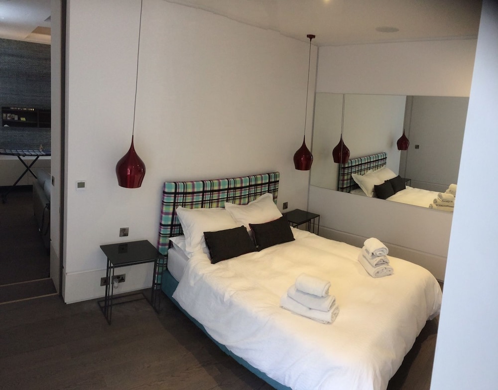 Apartment, 2 Bedrooms, Non Smoking photo 2