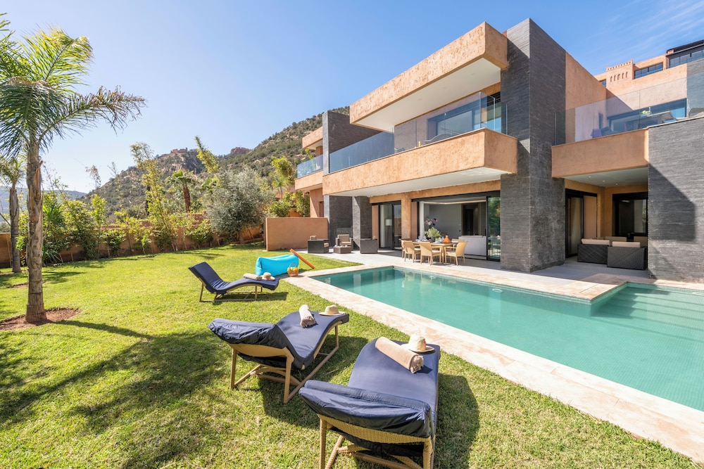 Villa, 3 Bedrooms, Pool Access photo 2