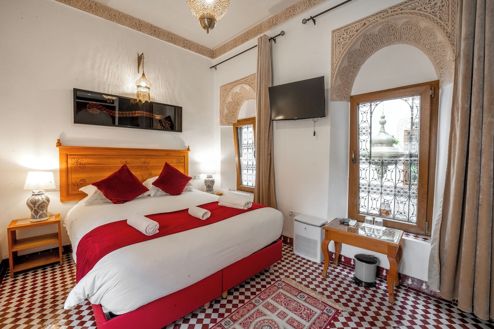Standard Double or Twin Room photo 2