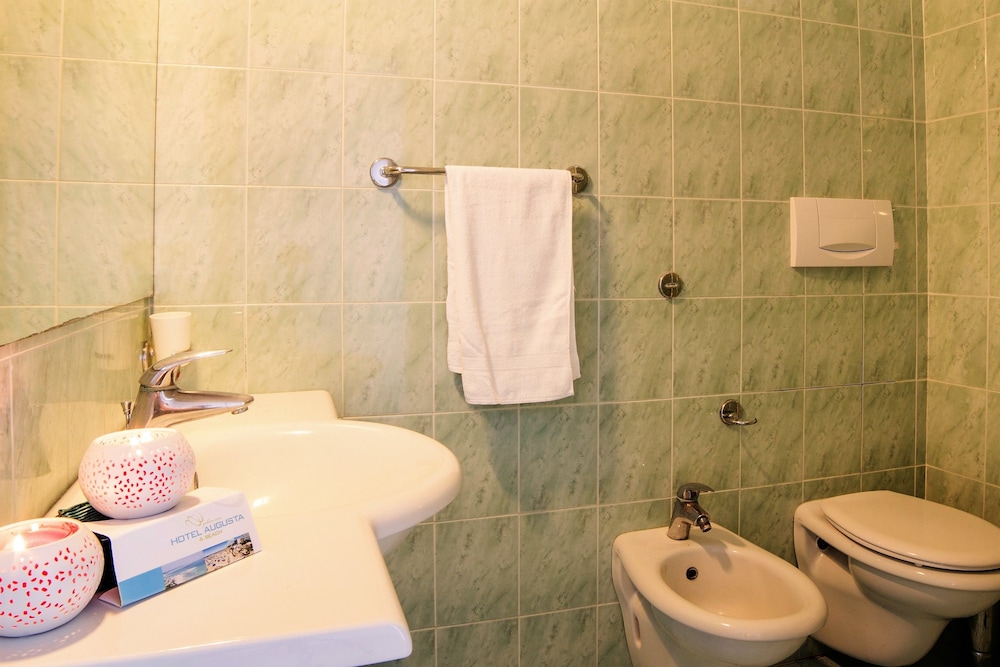 Double Room, Sea View photo 3
